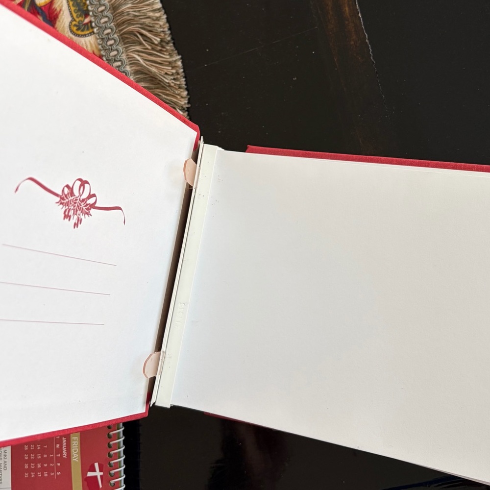 Creative Memories Red and Green Pinecone Design 5 x 7 plus Page Protectors! - Picture 2 of 3